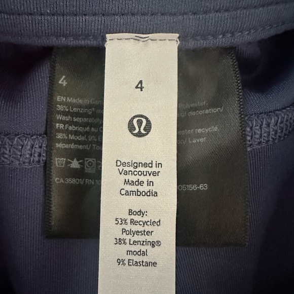 Lululemon Softstreme High-Rise Straight-Leg
Cropped Pant Size 4 - Picture 13 of 13